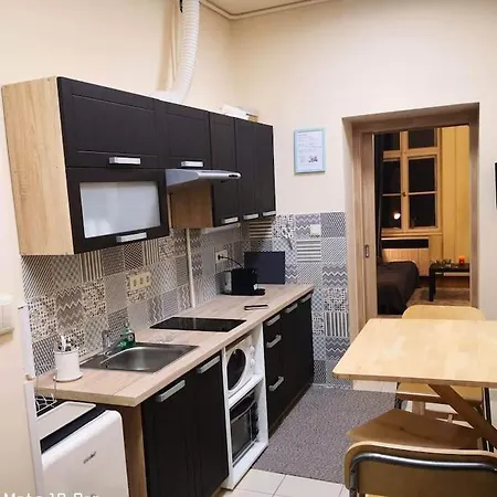 Anna's Place * بودابست