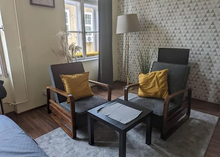 Anna's Place Apartament *